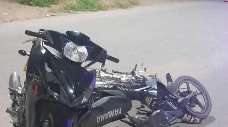 Accidente en Chamical deja cuatro menores heridos tras choque de motos