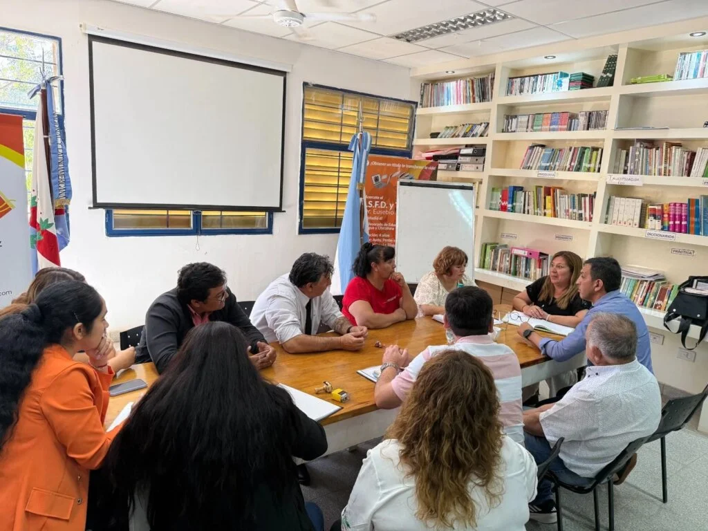 Aceleración pedagógica: nuevos recursos educativos llegan a Villa Unión