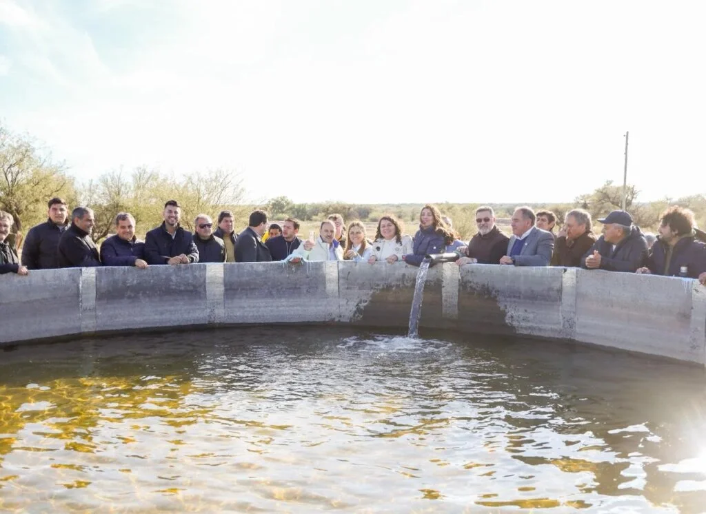 Acueducto inaugurado en Rosario Vera Peñaloza: agua potable para 68 familias