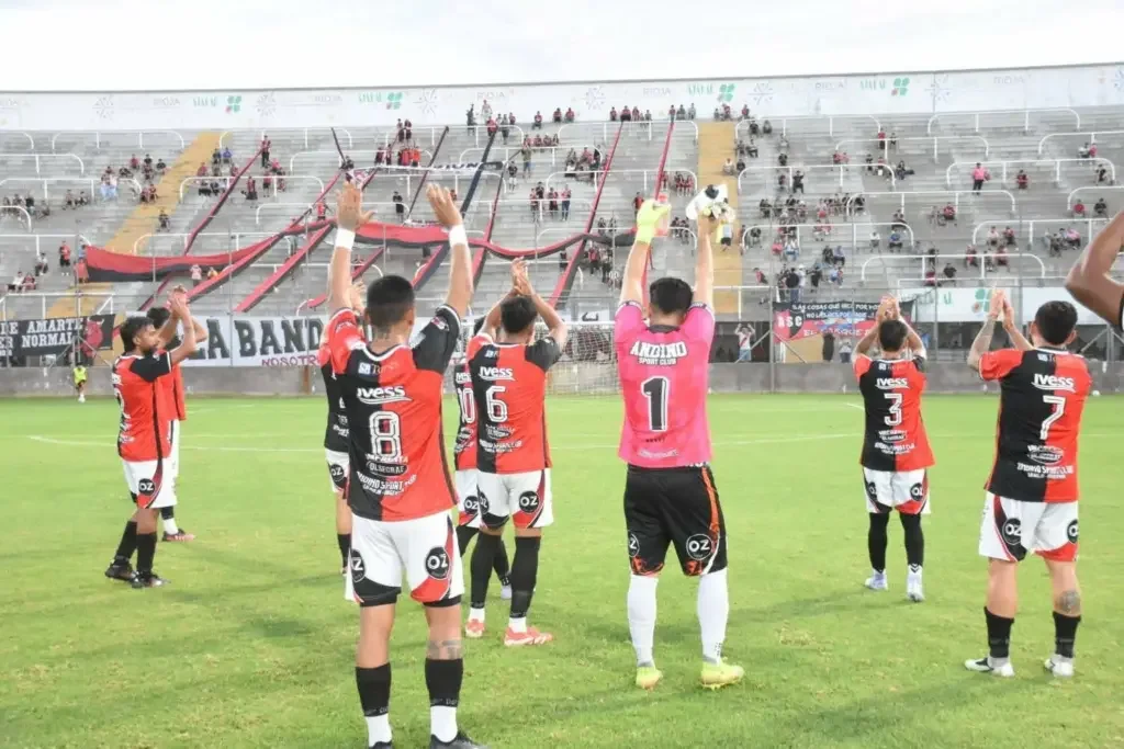 Andino avanza a cuartos en el Provincial tras una victoria contundente sobre Tiro Federal