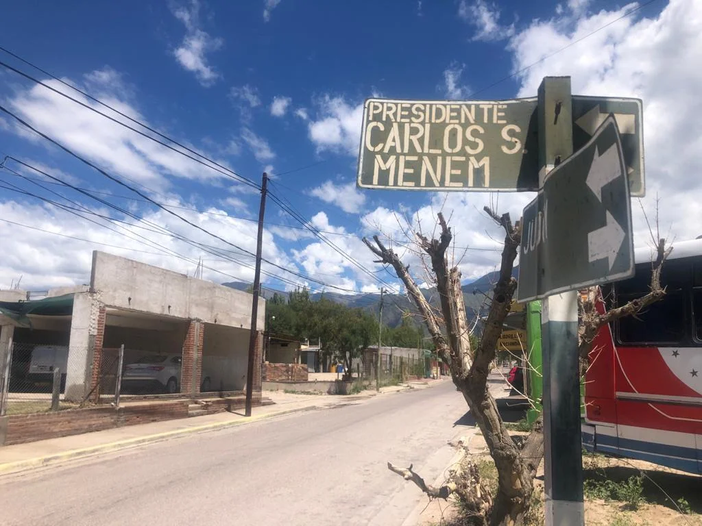 Anillaco revive la historia de Menem: un recorrido por el legado del caudillo