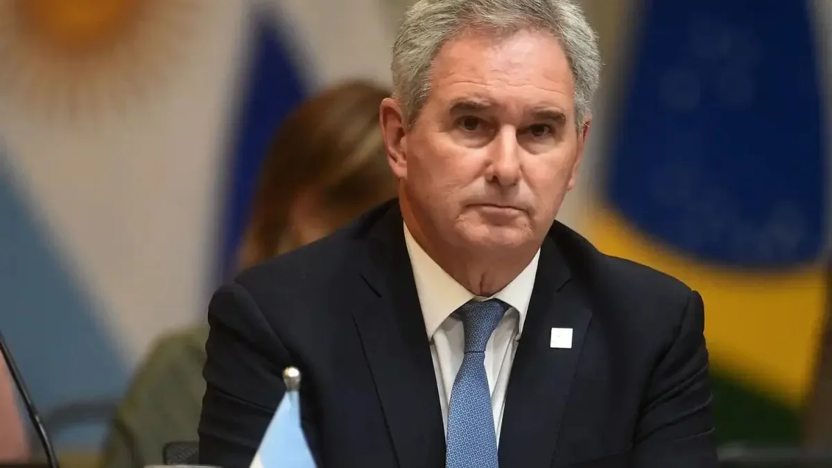 Argentina defiende su postura ante la crítica de Brasil sobre medidas institucionales