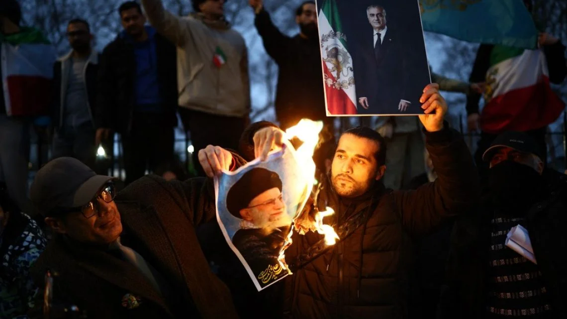 Argentina desaconseja viajar a Irán por la creciente violencia y represión