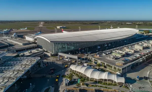 Argentina fortalece su conectividad aérea con 12 nuevas rutas internacionales