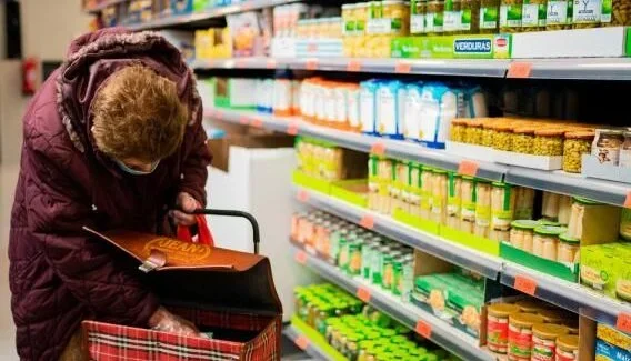 Aumento del costo de vida en diciembre: el transporte afecta a los consumidores en todo el país