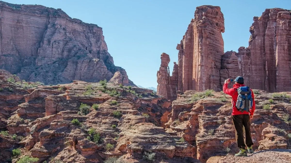 Aventura prehistórica: descubre el fascinante recorrido por La Rioja y San Juan