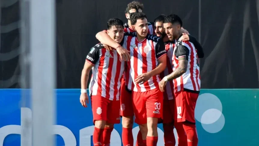 Barracas Central continúa invicto en el Clausura tras vencer a Deportivo Riestra