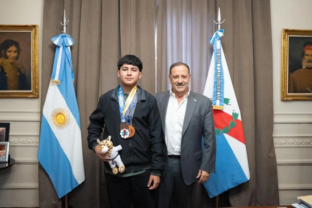 Brian Gribaudo, campeón sudamericano de judo, fue recibido por el gobernador Quintela