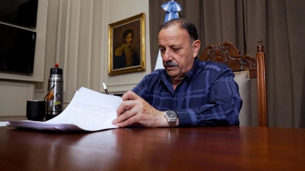 Cabral advierte sobre usura en La Rioja tras respaldar DNU de endeudamiento