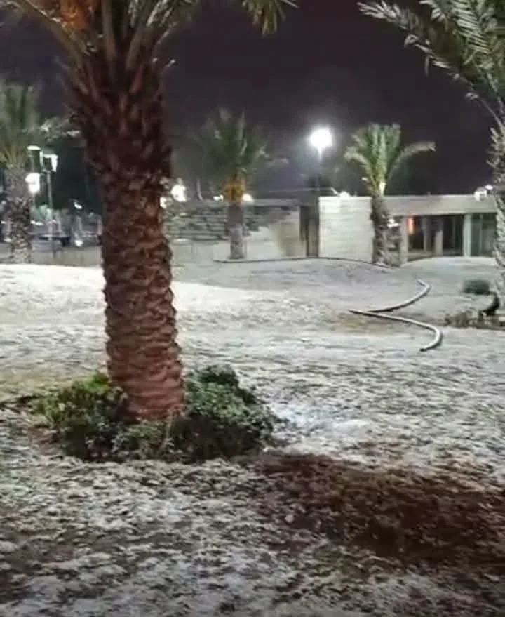 Chilecito vive un inusual espectáculo invernal: la nieve sorprende a todos