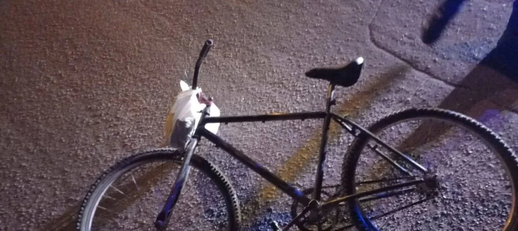 Ciclista de 74 años resulta herido en accidente en Chamical