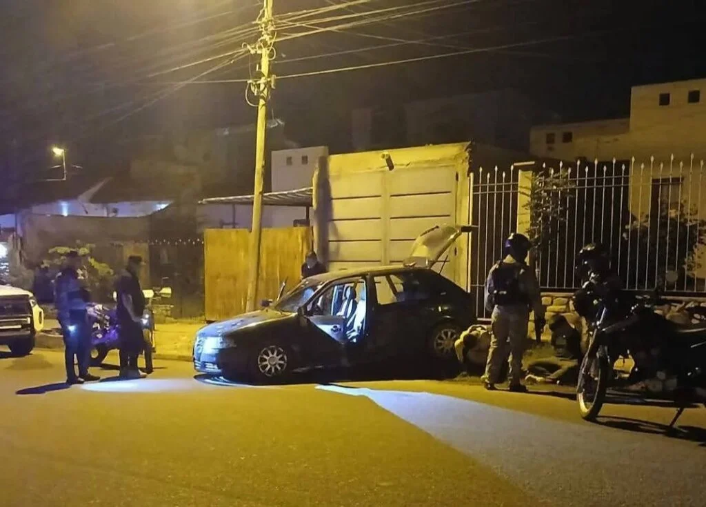 Conductor escapa tras chocar con repartidor en Chilecito: vecinos piden justicia