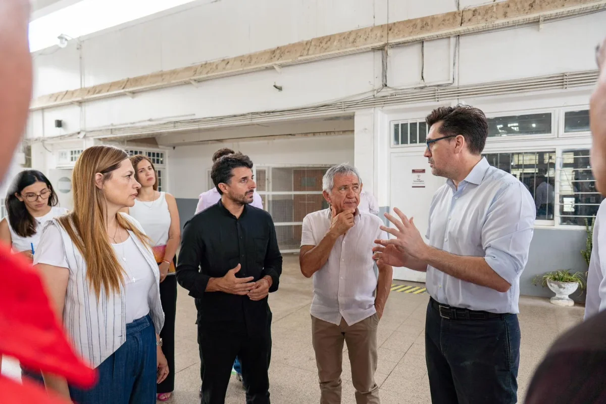 Coordinación entre autoridades para asegurar el mantenimiento de escuelas en 2026