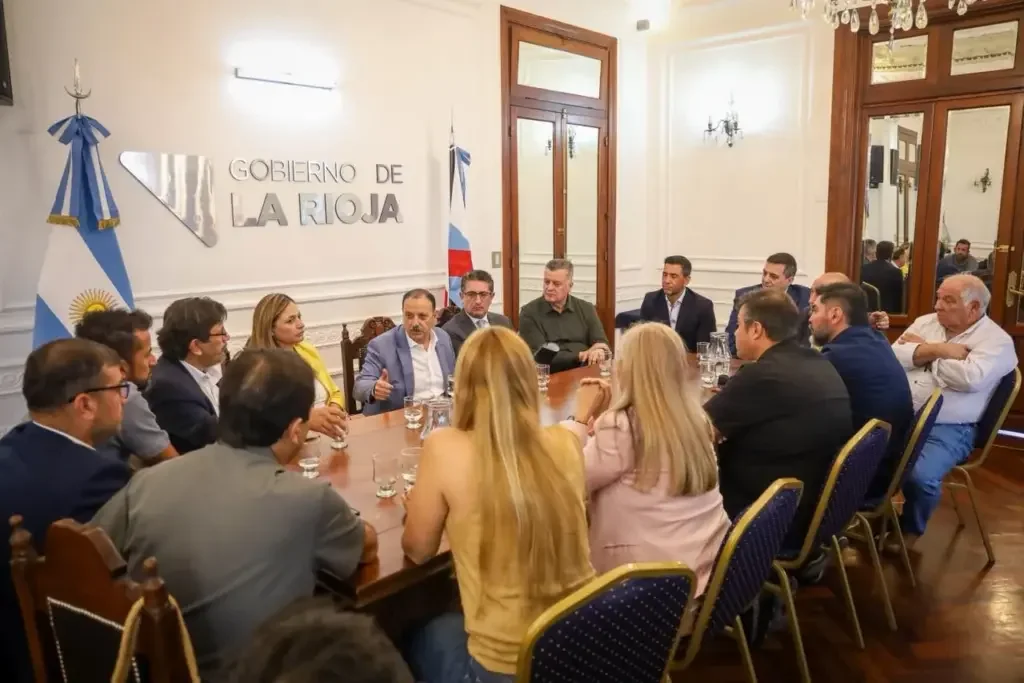 Crisis en el turismo: Gobierno y Cámara de Turismo buscan soluciones urgentes en La Rioja