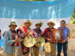 Cultura riojana se celebra con la unión de copleros y vidaleros en Andolucas