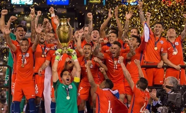 De ídolo a villano: el recorrido inesperado del bicampeón de América en otro deporte