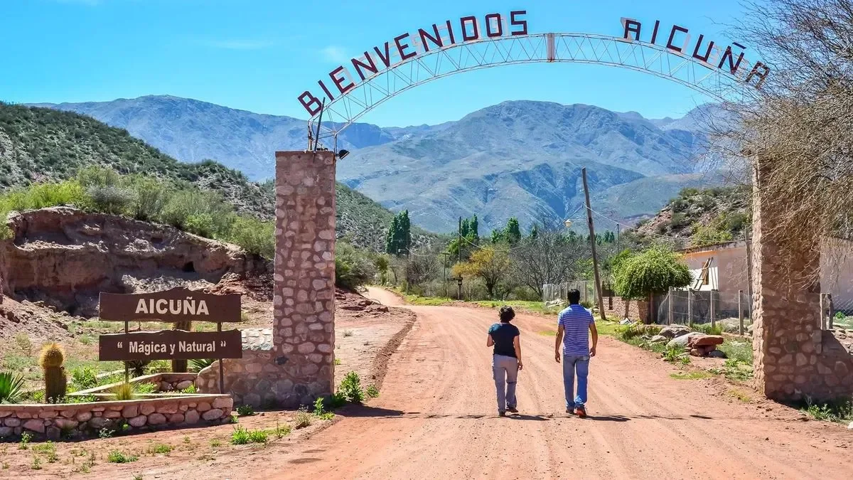 Descubre un rincón oculto en La Rioja: un pueblo entre cerros para desconectar