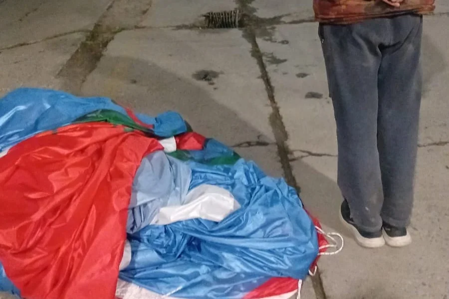 Detenido un hombre en San Román tras robar una bandera provincial