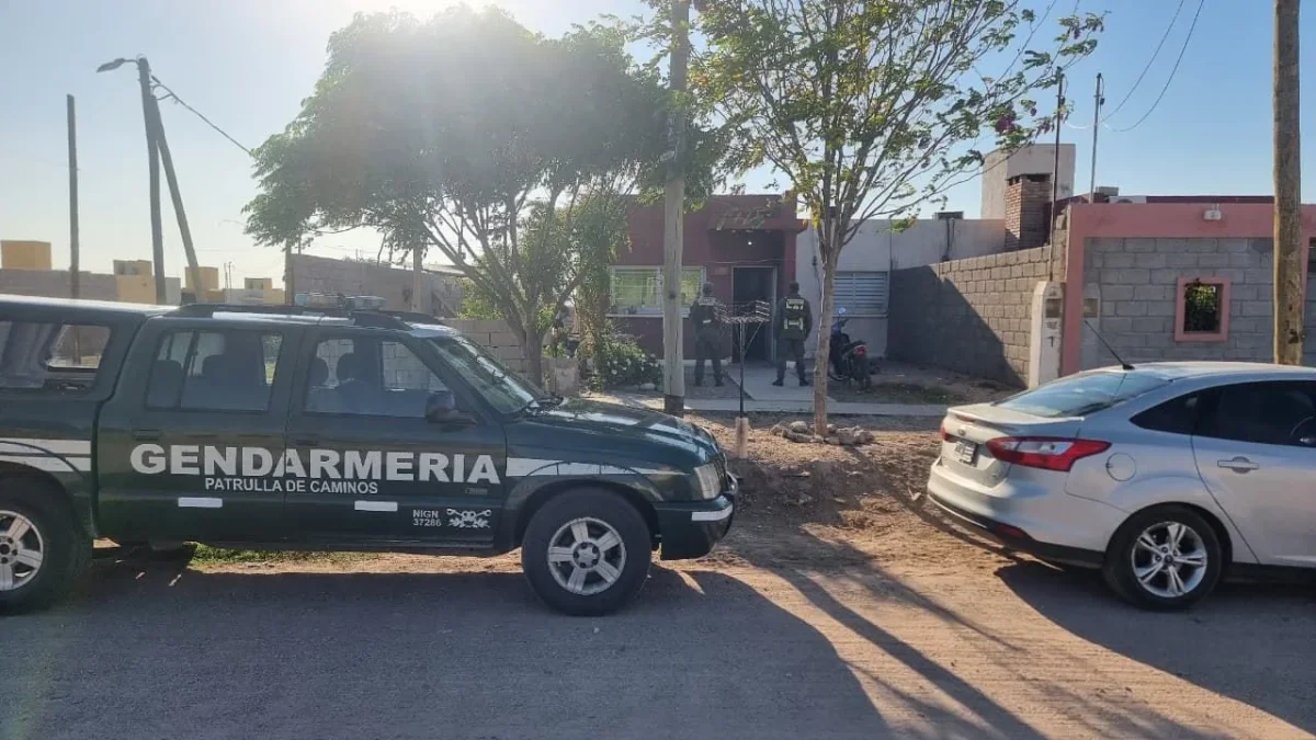 Detienen a un hombre en La Rioja con pastillas de éxtasis en un operativo policial