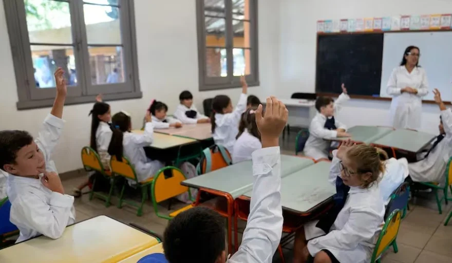 Docentes de La Rioja deberán esperar hasta el 18 de febrero para regresar a clases