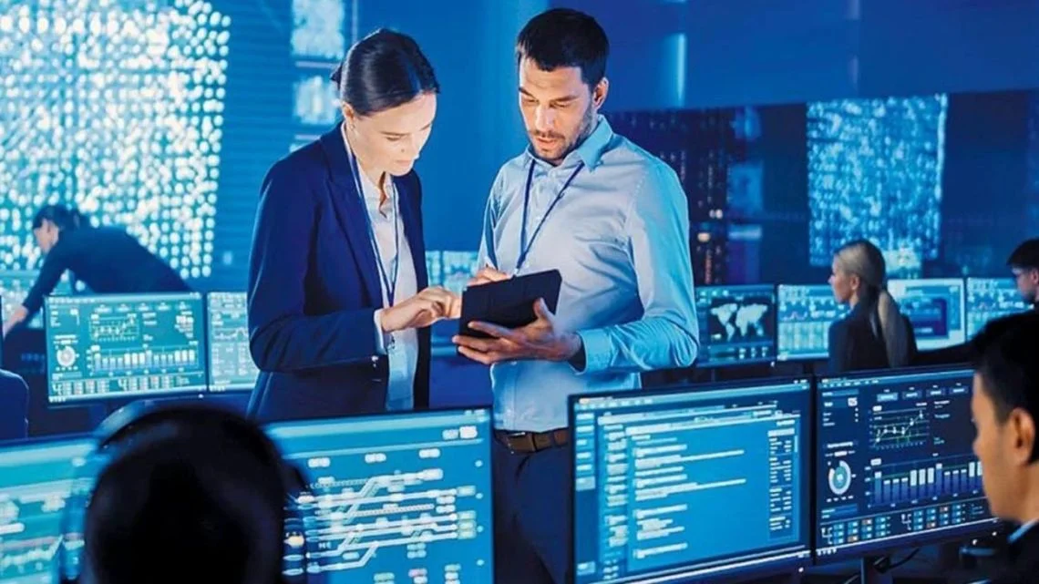 El sector tecnológico enfrenta un enfriamiento: se prevé menor demanda de empleo en IT.