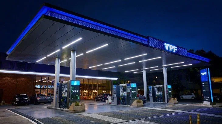 El sindicato rechaza la propuesta de YPF de comisiones para playeros en la venta de comida