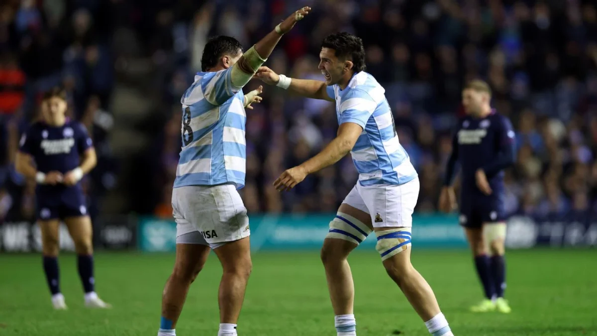 El triunfo de Los Pumas genera elogios internacionales y expectativas en Argentina.