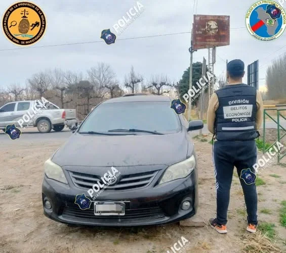 Estafa en La Rioja: cibercriminales utilizan auto secuestrado en Río Negro