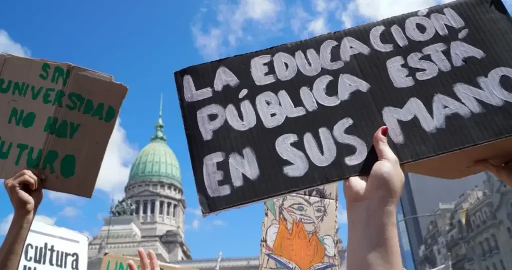 Estudiantes de La Rioja se movilizarán por mayores fondos para Educación este martes