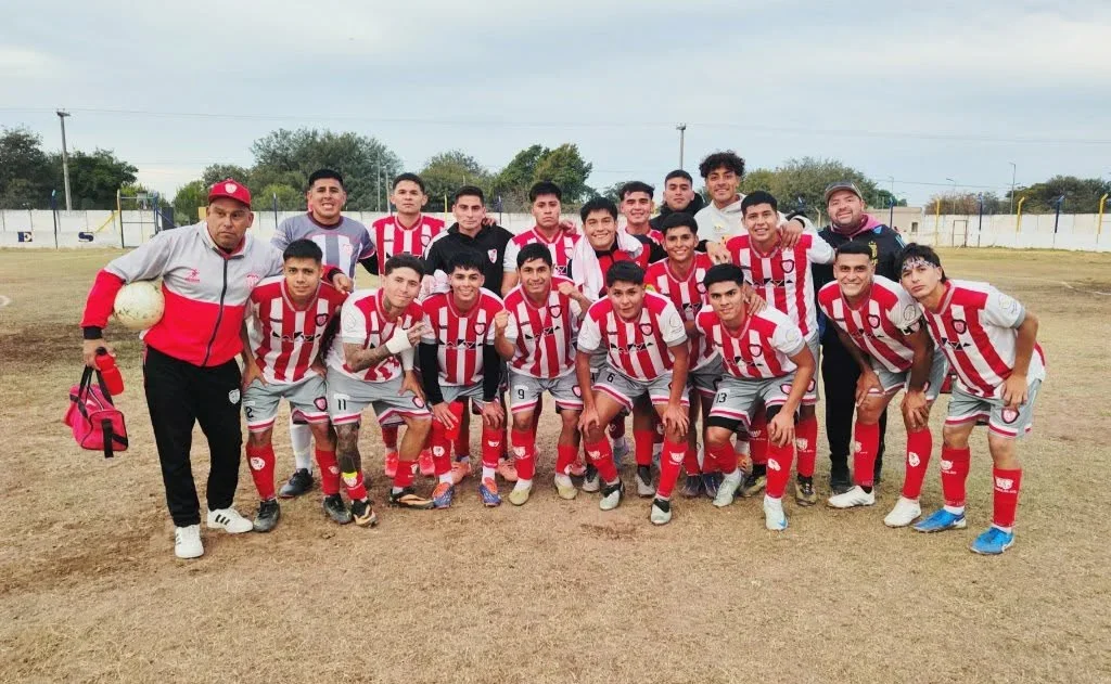 Estudiantes se afianza en la cima del Campeonato 2026 tras triunfo en el Defensores