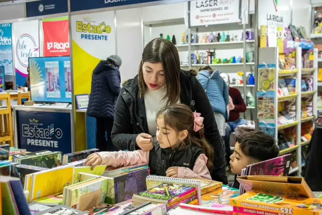 Feria del Libro en La Rioja: un espacio para la memoria y la cultura local