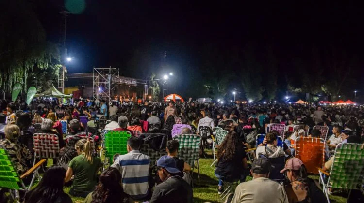 Fin de semana histórico: más de 37 mil asistentes disfrutaron de festivales y espectáculos