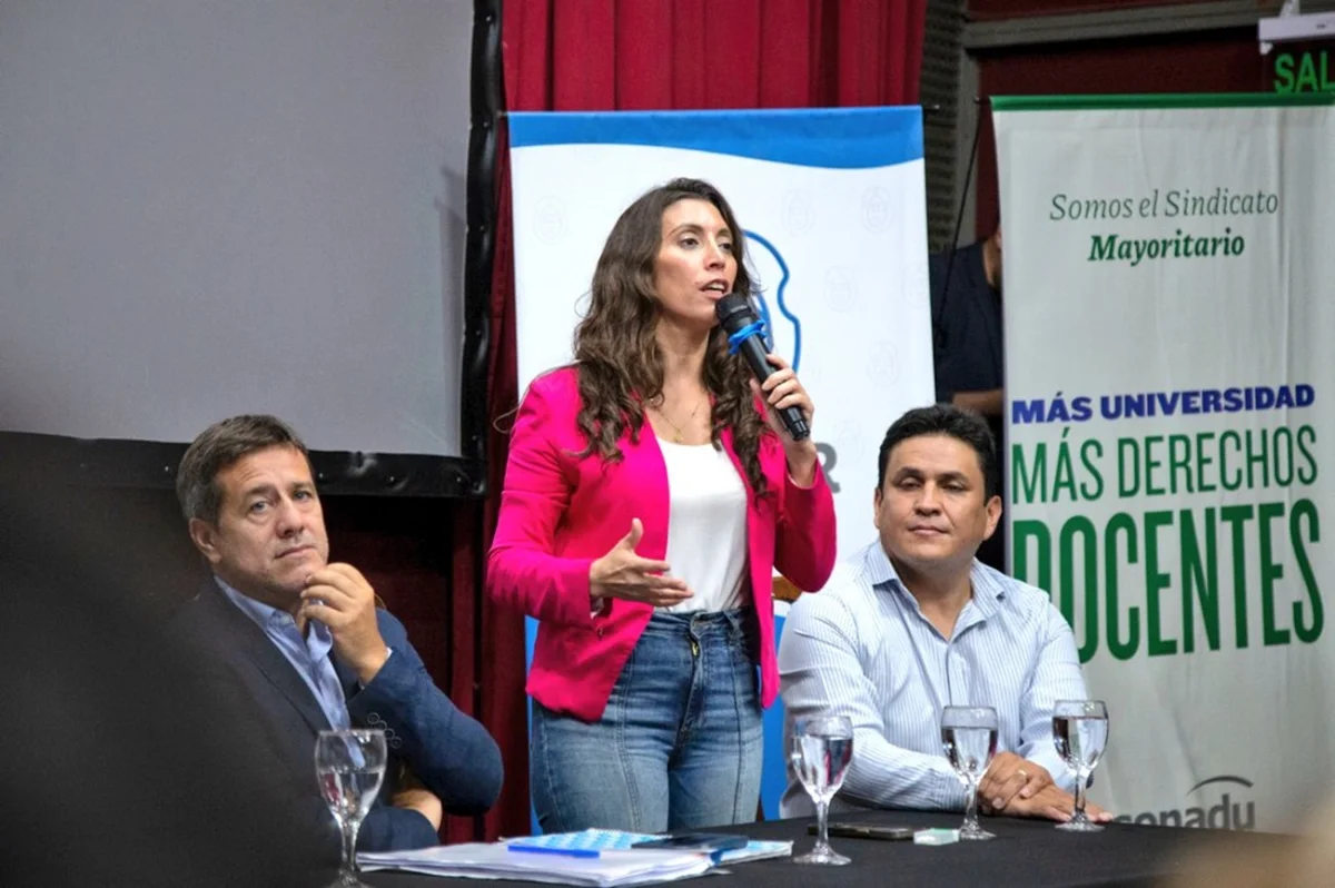 Florencia López se posiciona como referente en el Senado: impacto en la política riojana a un año de las elecciones