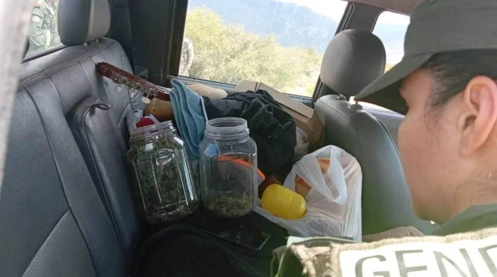 Gendarmes desarticulan un intento de narcotráfico en Anillaco con 82 gramos de marihuana