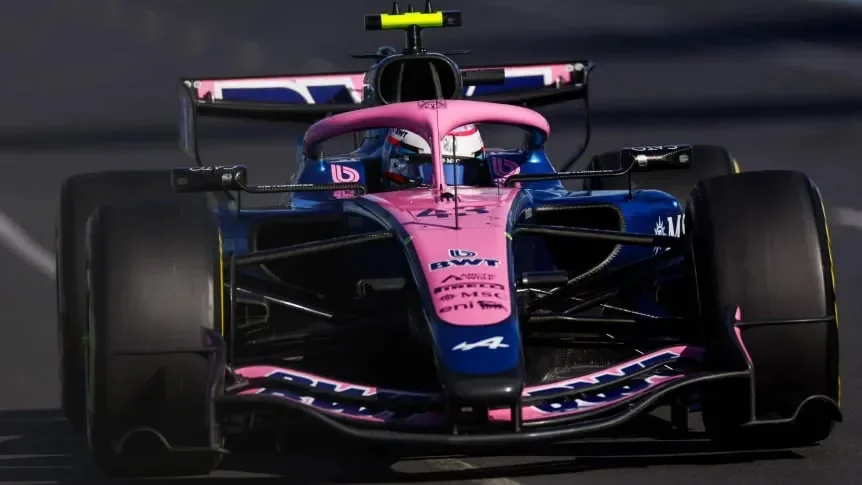 George Russell se consagra en el Gran Premio de Australia; Colapinto lucha por puntos en su debut