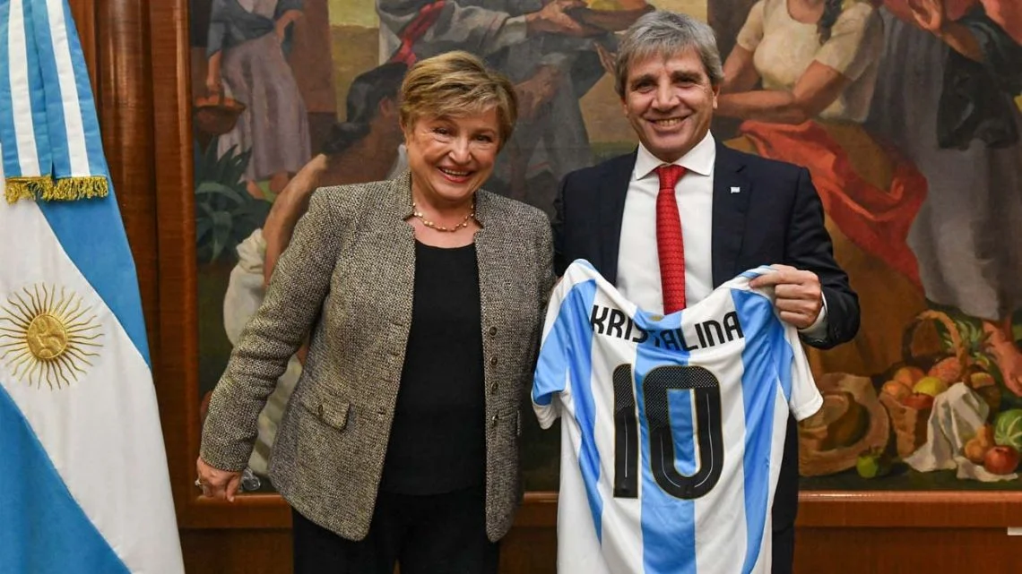 Georgieva apoya al Gobierno argentino: sin nuevos fondos del FMI a la vista