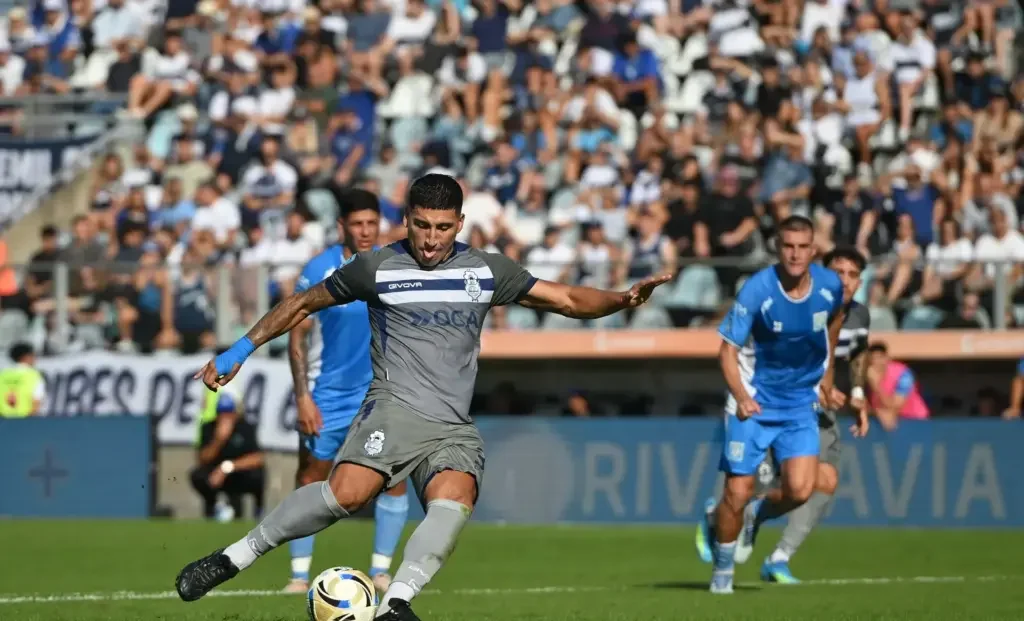 Gimnasia avanza en el Torneo Apertura tras vencer a Estudiantes de Río Cuarto 1-0