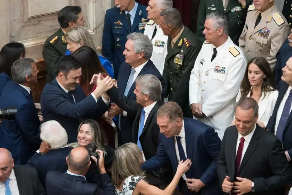 Gobernadores se preparan para el discurso de Milei en el Congreso este domingo