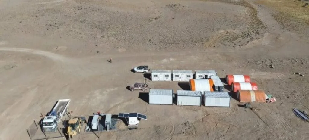 Hallazgos de oro y plata en General Lamadrid: la comunidad respalda la minería al 80%