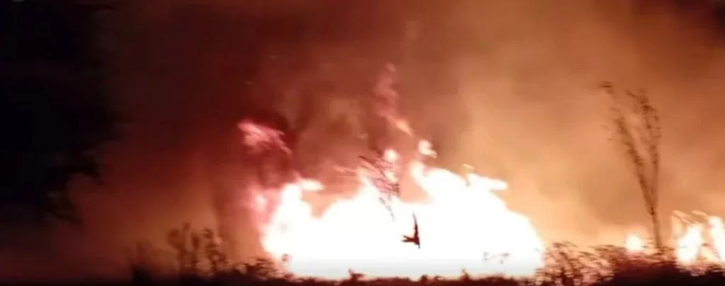 Incendio en Pagancillo: habitantes de La Banda sufren cortes de electricidad y evacuaciones
