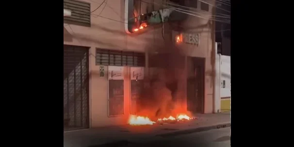 Incendio en supermercado en La Rioja: vecinos preocupados por la seguridad en la zona