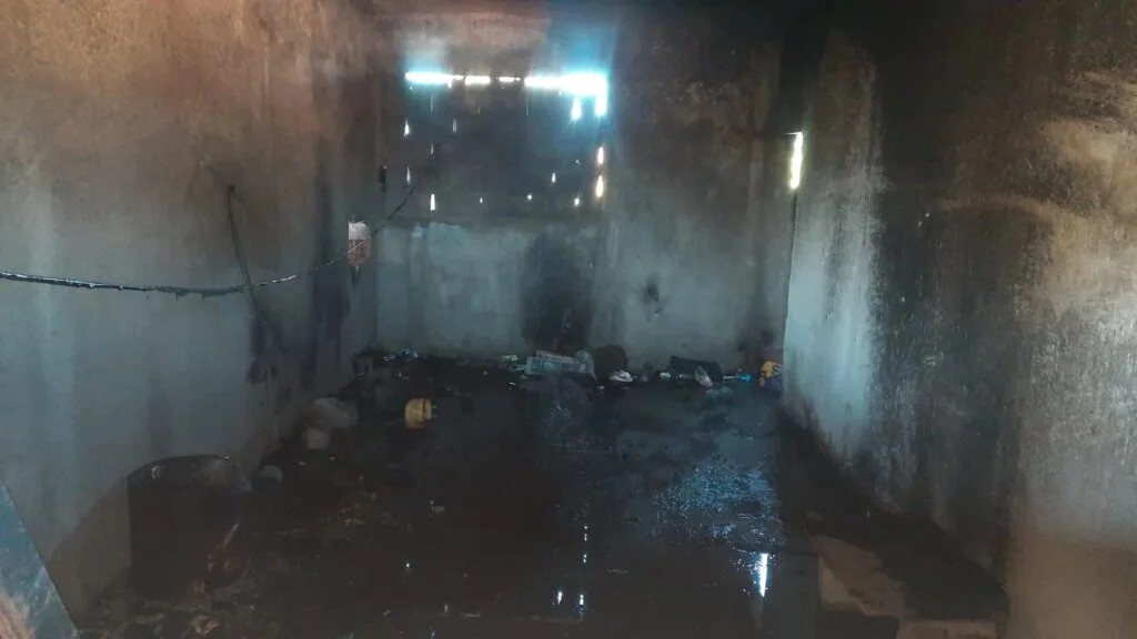 Incendio en vivienda abandonada en Madre Teresa de Calcuta causa preocupación en vecinos