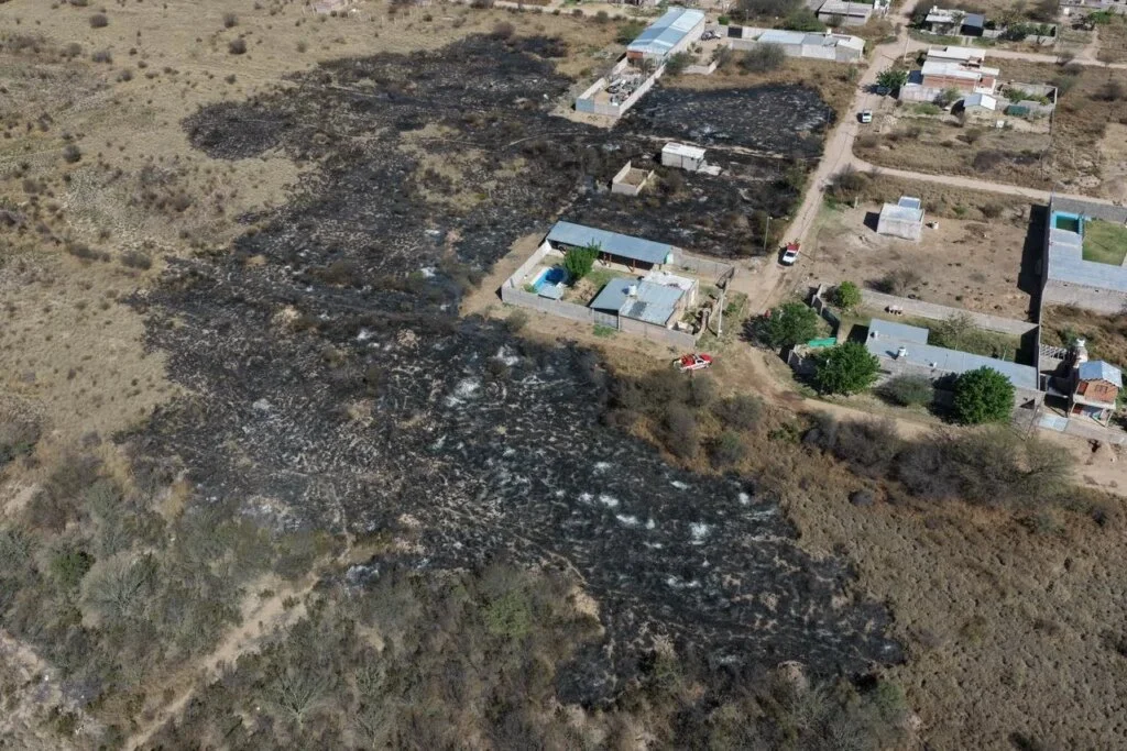 Incendios forestales en La Rioja: bomberos logran sofocar cinco focos sin daños materiales