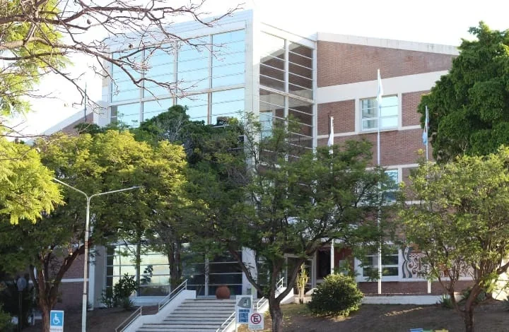 Inscripciones abiertas en UNLaR: oportunidades para futuros estudiantes en 2026