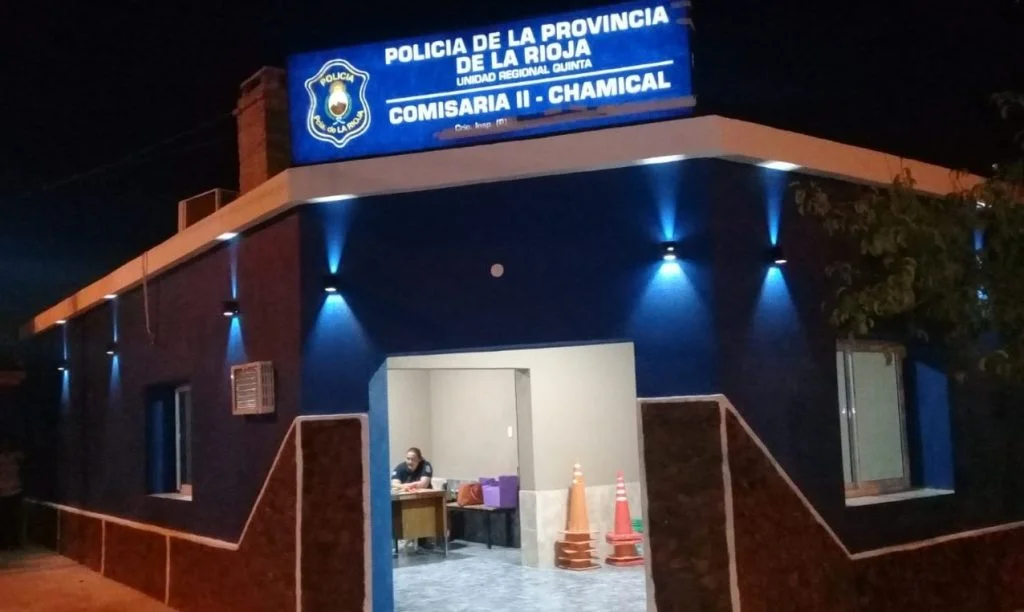 Intento de asalto tras compra de cubiertas por Facebook: una mujer detenida
