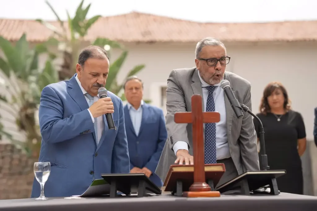 Jorge Maza toma posesión para liderar políticas de desarrollo en La Rioja