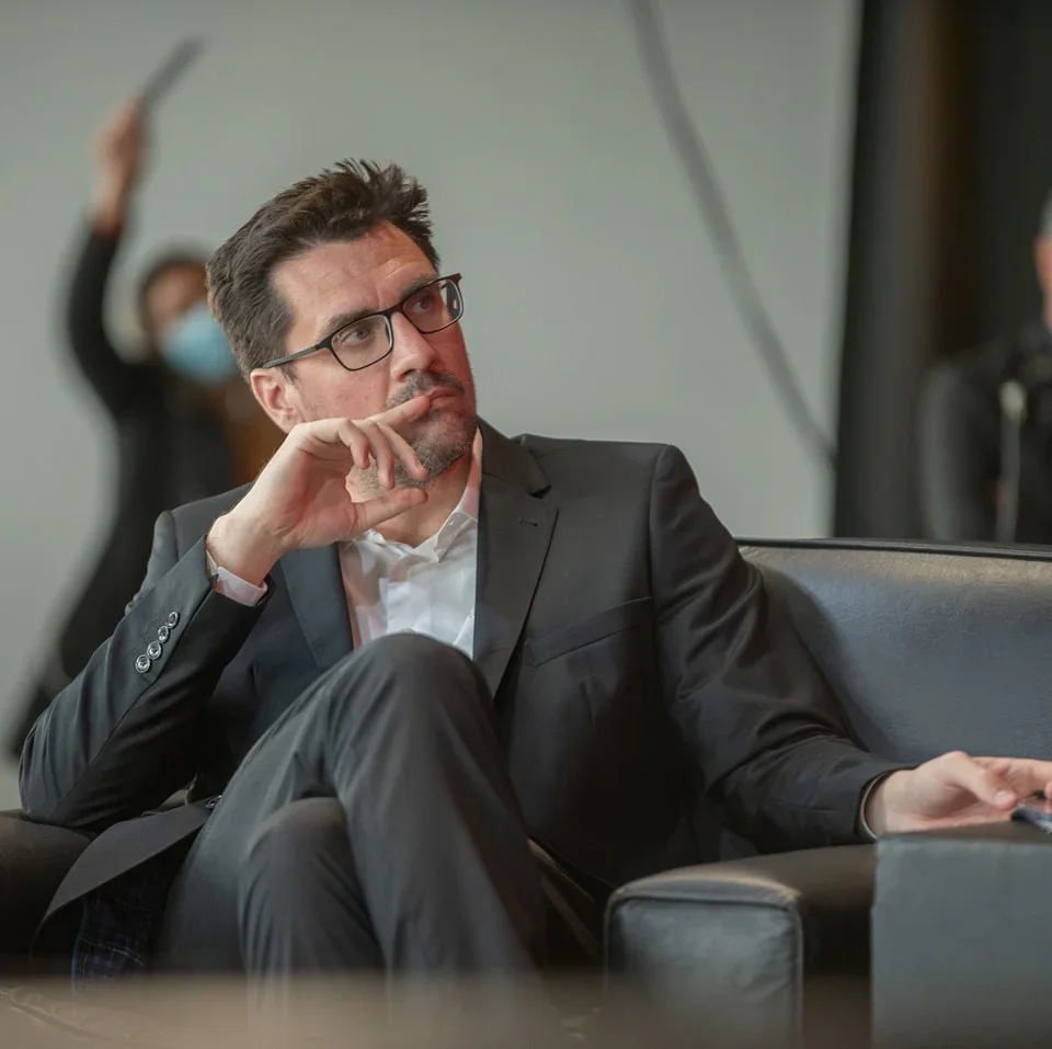 Juan Luna advierte sobre las consecuencias del legado menemista en la provincia