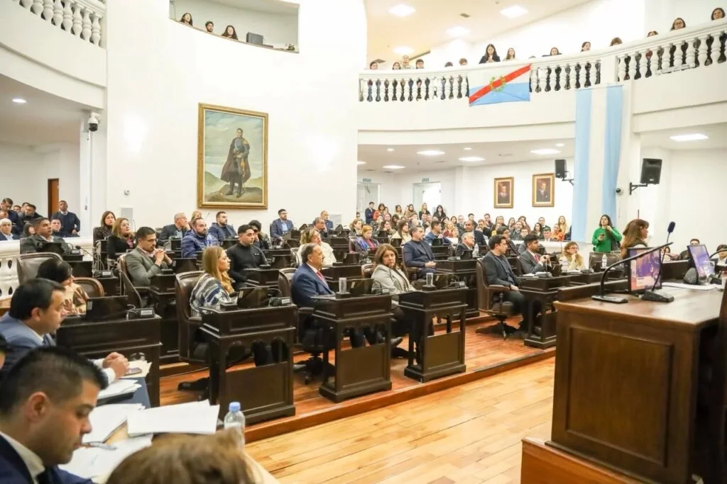 Juicio por Jurados: un paso clave para la justicia en La Rioja según el gobernador Quintela