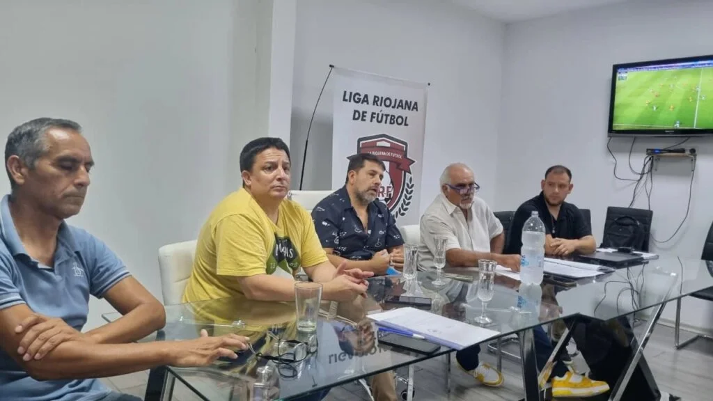 La Liga Riojana de Fútbol se prepara para el inicio de su torneo en abril de 2026