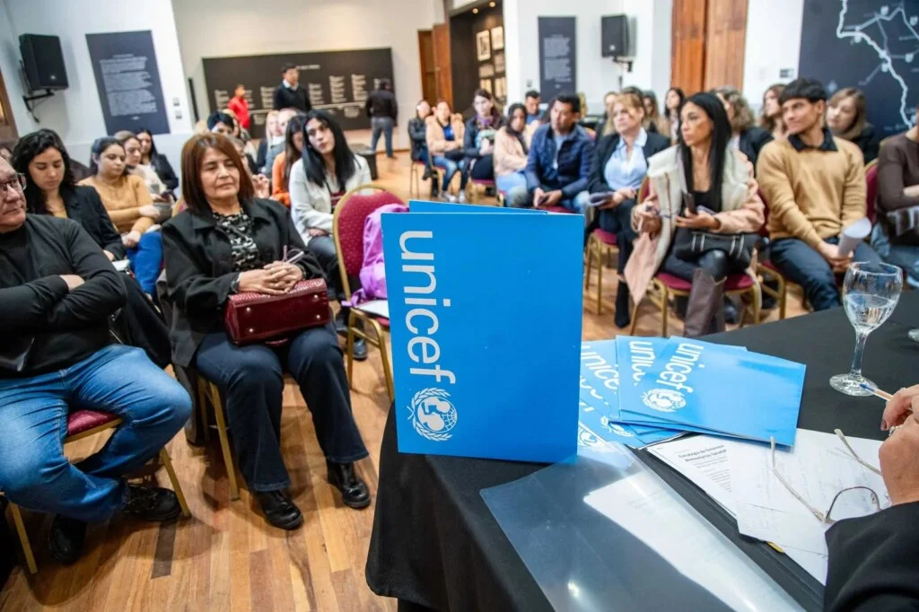 La Rioja y UNICEF impulsan iniciativa para mejorar salud mental y alimentación en la provincia